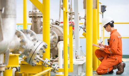 Explore UAE energy-sector vacancies from ENOC, ADNOC, Halliburton, Wood and Emarat. Find official recruitment links and check job requirements.